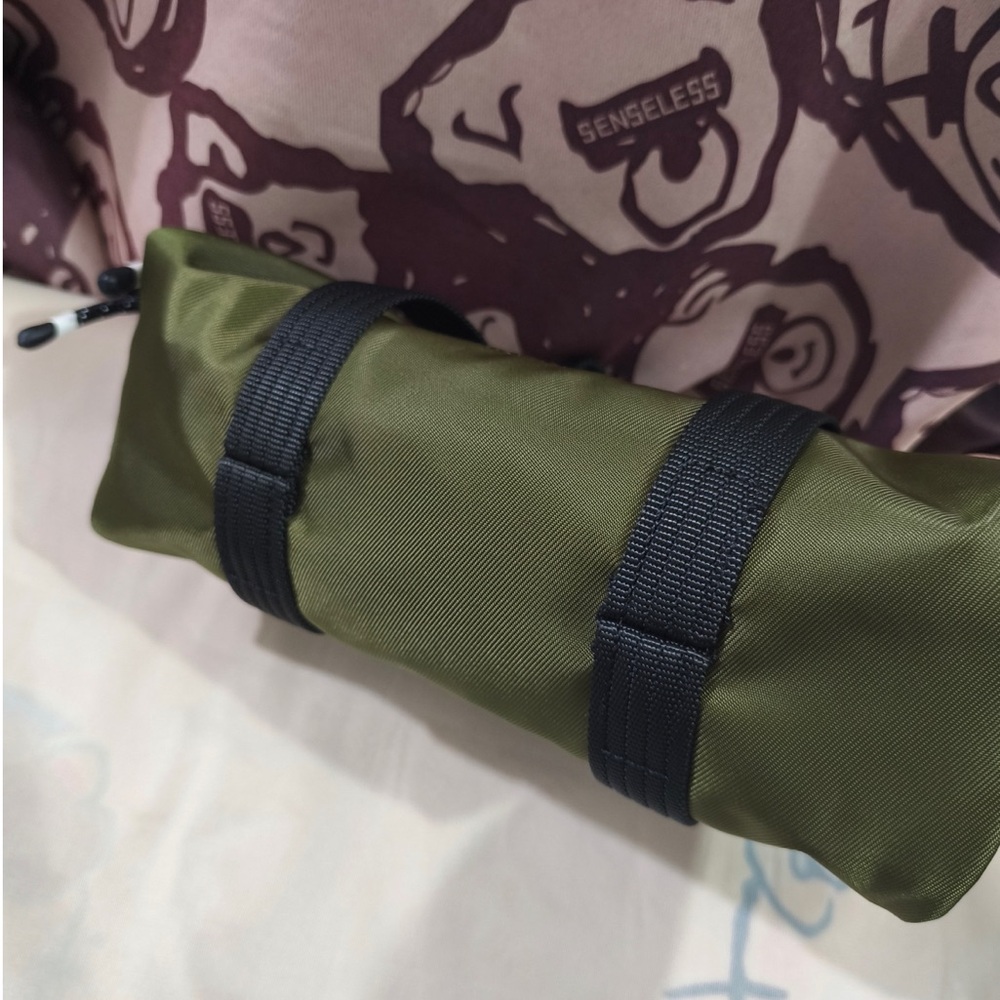 Longchamp Olive Green Canvas Belt Bag with Black Webbing - Picture 6 of 9